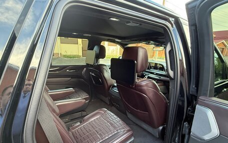 Cadillac Escalade V, 2021 год, 10 500 000 рублей, 16 фотография