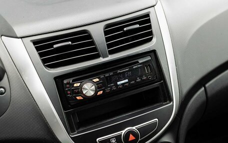 Hyundai Solaris II рестайлинг, 2011 год, 810 000 рублей, 13 фотография