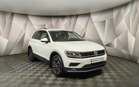 Volkswagen Tiguan II, 2018 год, 2 115 000 рублей, 3 фотография