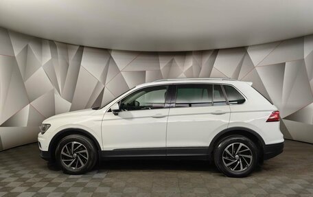 Volkswagen Tiguan II, 2018 год, 2 115 000 рублей, 5 фотография