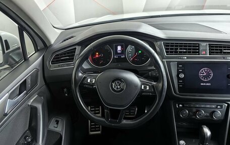 Volkswagen Tiguan II, 2018 год, 2 115 000 рублей, 15 фотография