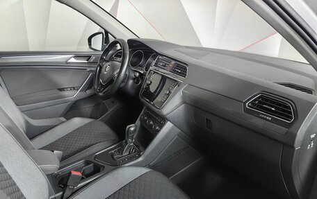 Volkswagen Tiguan II, 2018 год, 2 115 000 рублей, 9 фотография