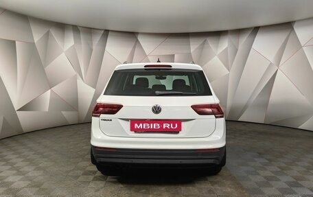 Volkswagen Tiguan II, 2018 год, 2 115 000 рублей, 8 фотография