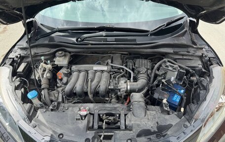 Honda Vezel, 2014 год, 1 550 000 рублей, 13 фотография