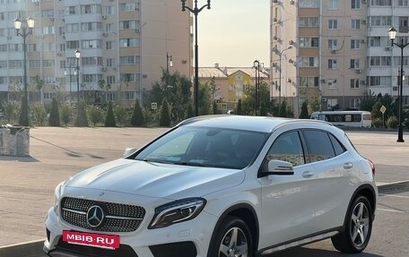 Mercedes-Benz GLA, 2015 год, 2 340 000 рублей, 3 фотография