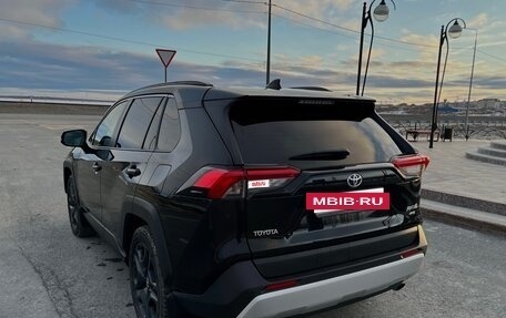 Toyota RAV4, 2022 год, 4 500 000 рублей, 6 фотография