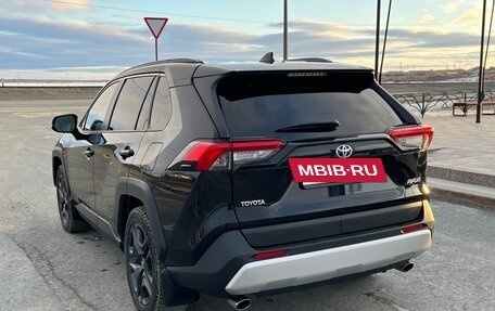 Toyota RAV4, 2022 год, 4 500 000 рублей, 18 фотография