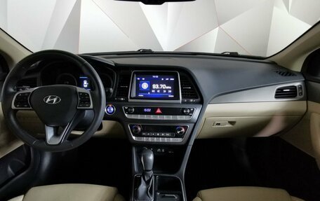 Hyundai Sonata VII, 2019 год, 1 949 000 рублей, 10 фотография