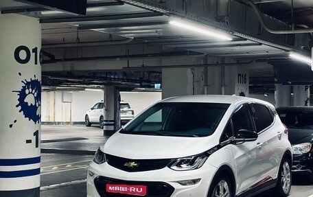 Chevrolet Bolt, 2018 год, 2 200 000 рублей, 1 фотография