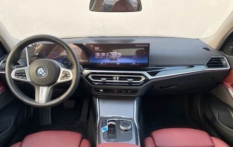 BMW i3 I01 рестайлинг, 2023 год, 2 850 000 рублей, 11 фотография