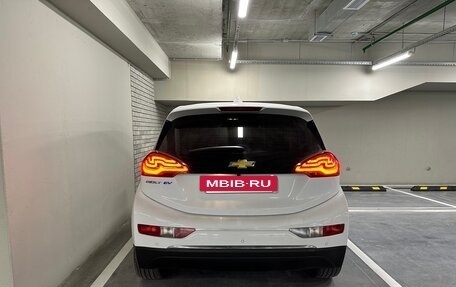 Chevrolet Bolt, 2018 год, 2 200 000 рублей, 7 фотография