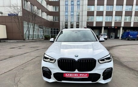 BMW X5, 2019 год, 6 950 000 рублей, 2 фотография