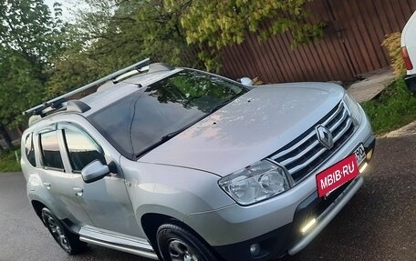 Renault Duster I рестайлинг, 2012 год, 750 000 рублей, 2 фотография