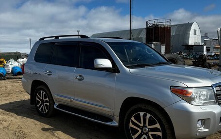 Toyota Land Cruiser 200, 2012 год, 4 000 000 рублей, 1 фотография