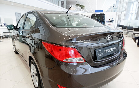 Hyundai Solaris II рестайлинг, 2016 год, 1 045 000 рублей, 11 фотография