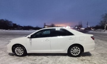 Toyota Camry, 2016 год, 2 250 000 рублей, 2 фотография