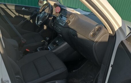 Volkswagen Tiguan I, 2012 год, 980 000 рублей, 2 фотография