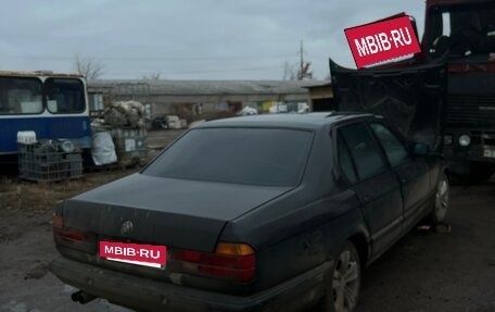 BMW 7 серия, 1992 год, 255 000 рублей, 11 фотография