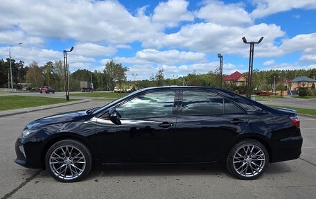 Toyota Camry, 2017 год, 2 700 000 рублей, 3 фотография