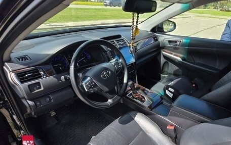 Toyota Camry, 2017 год, 2 700 000 рублей, 6 фотография