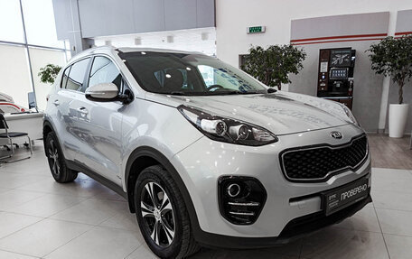 KIA Sportage IV рестайлинг, 2017 год, 1 971 000 рублей, 3 фотография