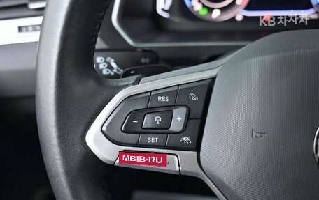 Volkswagen Tiguan II, 2023 год, 3 400 000 рублей, 17 фотография