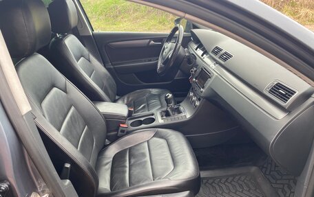 Volkswagen Passat B7, 2012 год, 980 000 рублей, 13 фотография