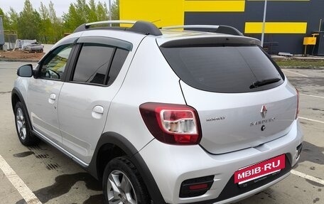 Renault Sandero II рестайлинг, 2019 год, 1 350 000 рублей, 8 фотография