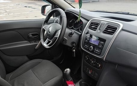 Renault Sandero II рестайлинг, 2019 год, 1 350 000 рублей, 11 фотография
