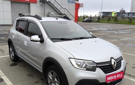 Renault Sandero II рестайлинг, 2019 год, 1 350 000 рублей, 12 фотография