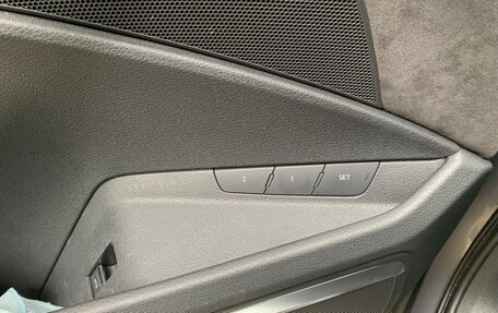 Audi e-tron I, 2019 год, 4 500 000 рублей, 32 фотография