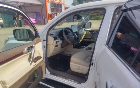 Lexus GX II, 2010 год, 3 990 000 рублей, 8 фотография