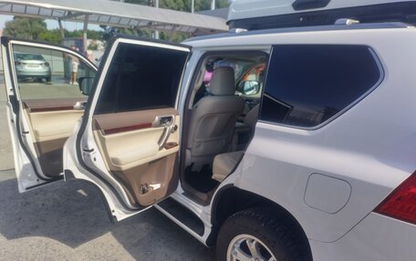 Lexus GX II, 2010 год, 3 990 000 рублей, 11 фотография
