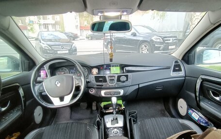 Renault Laguna III рестайлинг, 2014 год, 1 300 000 рублей, 17 фотография
