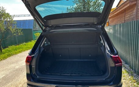 Volkswagen Tiguan II, 2019 год, 2 850 000 рублей, 6 фотография