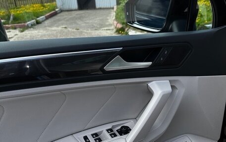 Volkswagen Tiguan II, 2019 год, 2 850 000 рублей, 17 фотография