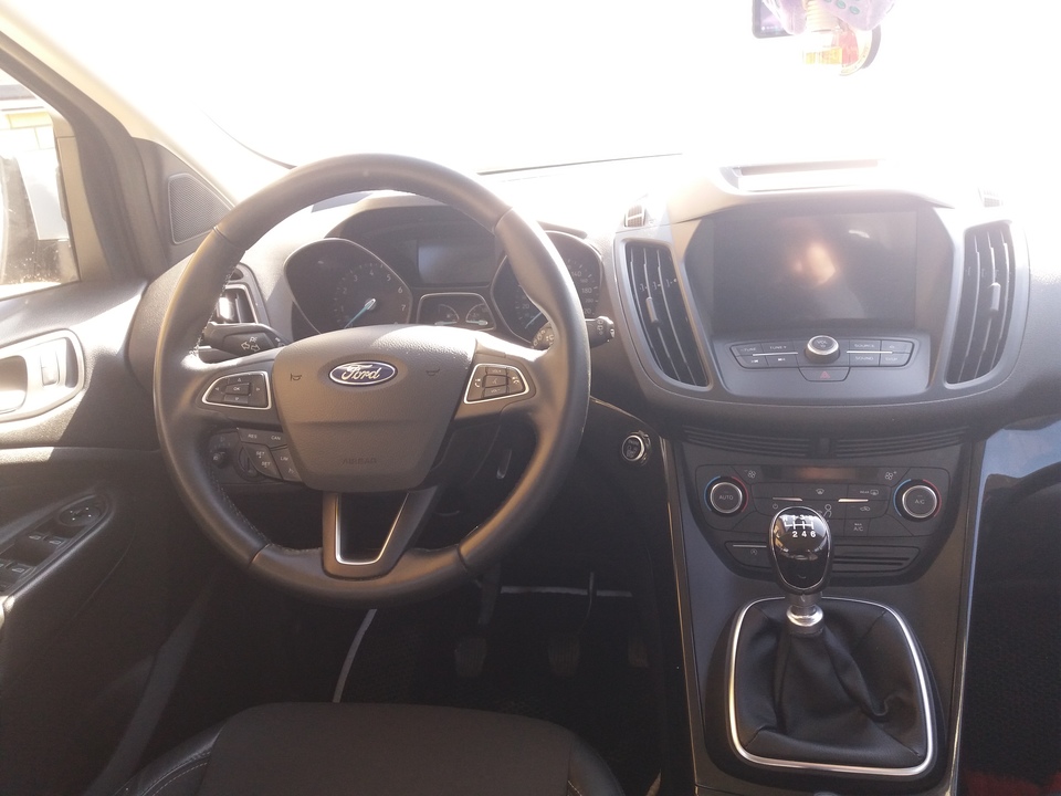 Ford Kuga II рестайлинг, 2019 год, 1 590 000 рублей, 20 фотография