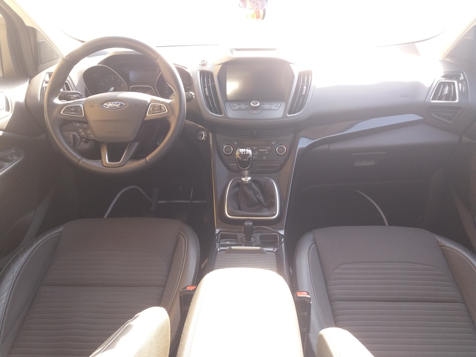 Ford Kuga II рестайлинг, 2019 год, 1 590 000 рублей, 19 фотография