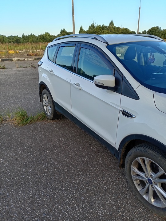 Ford Kuga II рестайлинг, 2019 год, 1 590 000 рублей, 6 фотография
