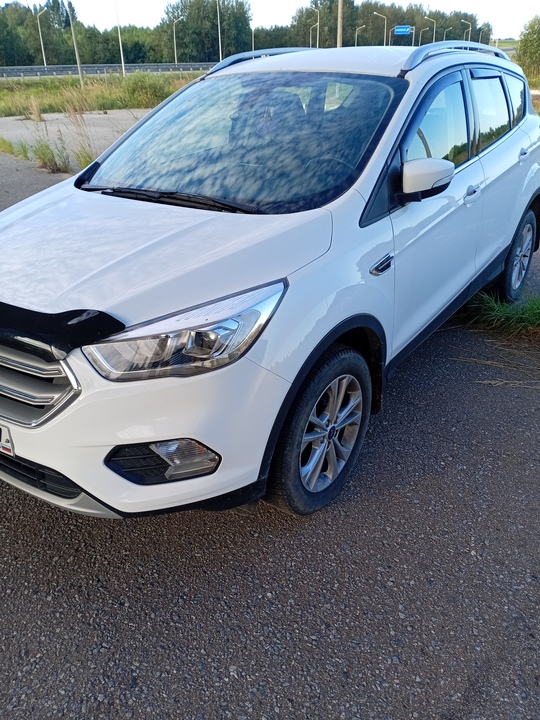 Ford Kuga II рестайлинг, 2019 год, 1 590 000 рублей, 4 фотография