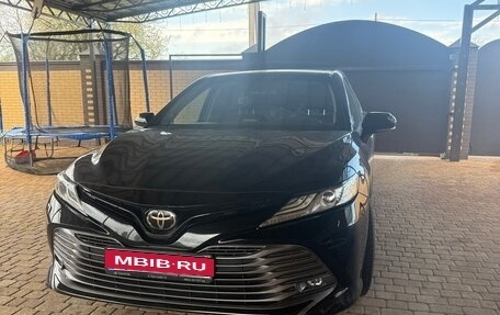 Toyota Camry, 2020 год, 3 400 000 рублей, 1 фотография
