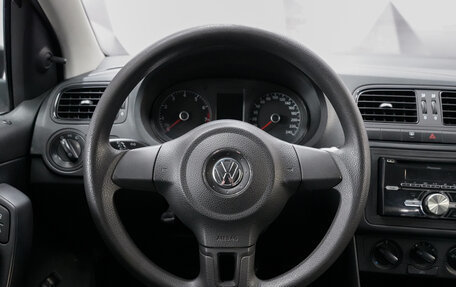 Volkswagen Polo VI (EU Market), 2015 год, 725 000 рублей, 13 фотография