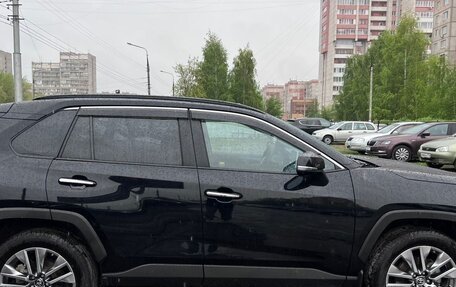 Toyota RAV4, 2019 год, 4 000 000 рублей, 14 фотография
