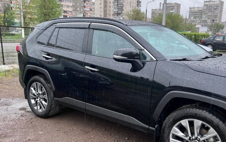 Toyota RAV4, 2019 год, 4 000 000 рублей, 16 фотография