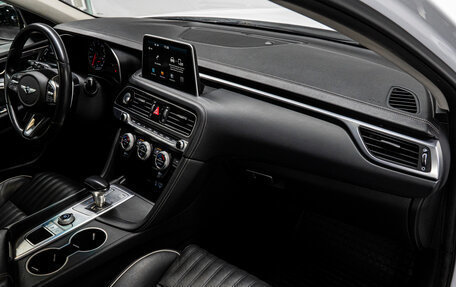 Genesis G70 I, 2018 год, 2 199 000 рублей, 15 фотография