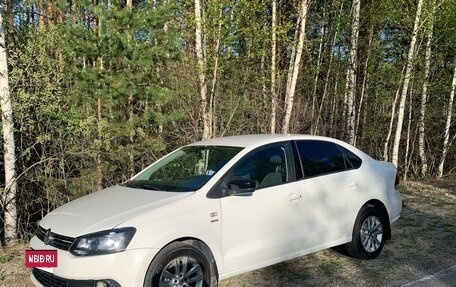 Volkswagen Polo VI (EU Market), 2013 год, 830 000 рублей, 3 фотография