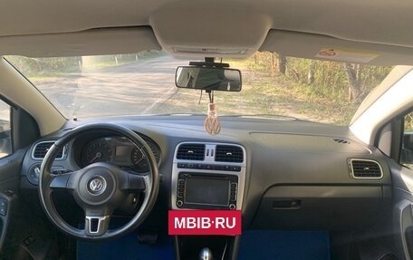 Volkswagen Polo VI (EU Market), 2013 год, 830 000 рублей, 11 фотография