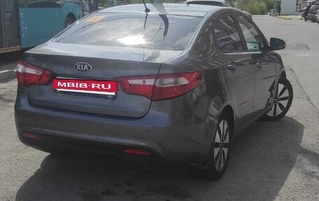 KIA Rio III рестайлинг, 2013 год, 890 000 рублей, 2 фотография