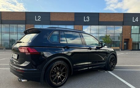 Volkswagen Tiguan II, 2020 год, 3 850 000 рублей, 2 фотография