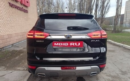 Geely Atlas I, 2018 год, 1 450 000 рублей, 10 фотография